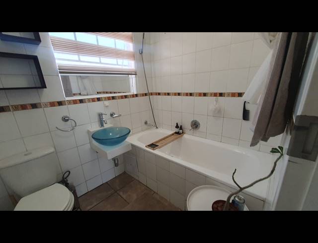 2 BEDROOM SECTIONAL TITLE FOR SALE IN VERWOERDPARK